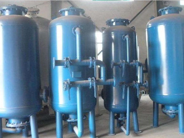 1574040392960696.jpg 多介質(zhì)過濾器采用無煙煤濾料與活性炭濾料加強處理效果